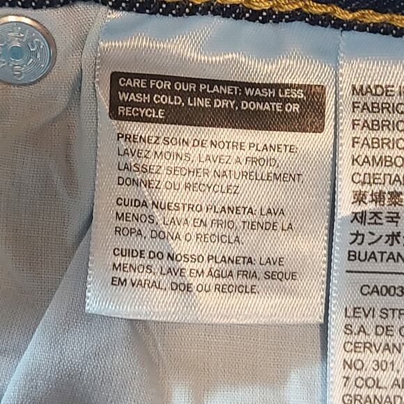 NEW Levi's BOYFRIEND Tapered Leg Dark Wash Jeans Mid Rise Women's 26 x 30 2658 - Picture 13 of 16